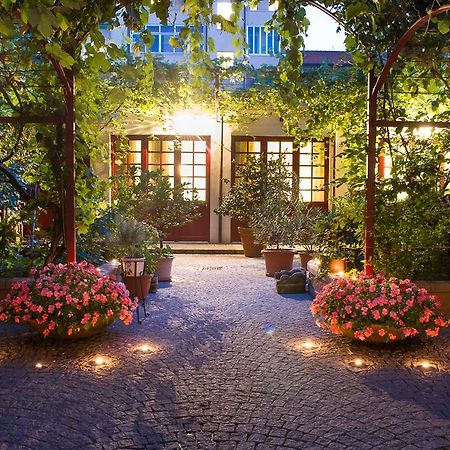 Отель Casa Ganci Турин Экстерьер фото